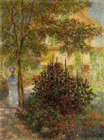 Monet, Claude Oscar - Camille Monet in the Garden at the House in Argenteuil